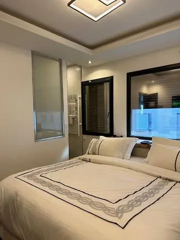 Apartment Appartement 150M2 Paris Terrasse Zen