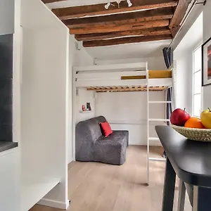 Lovely Mezzanine In The Heart Of 3m Appartamento